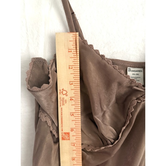 No Boundaries Mocha Satin Cami‎ Top Bow Detail Lace Trim Women's XXL (20) NWT - Picture 7 of 11